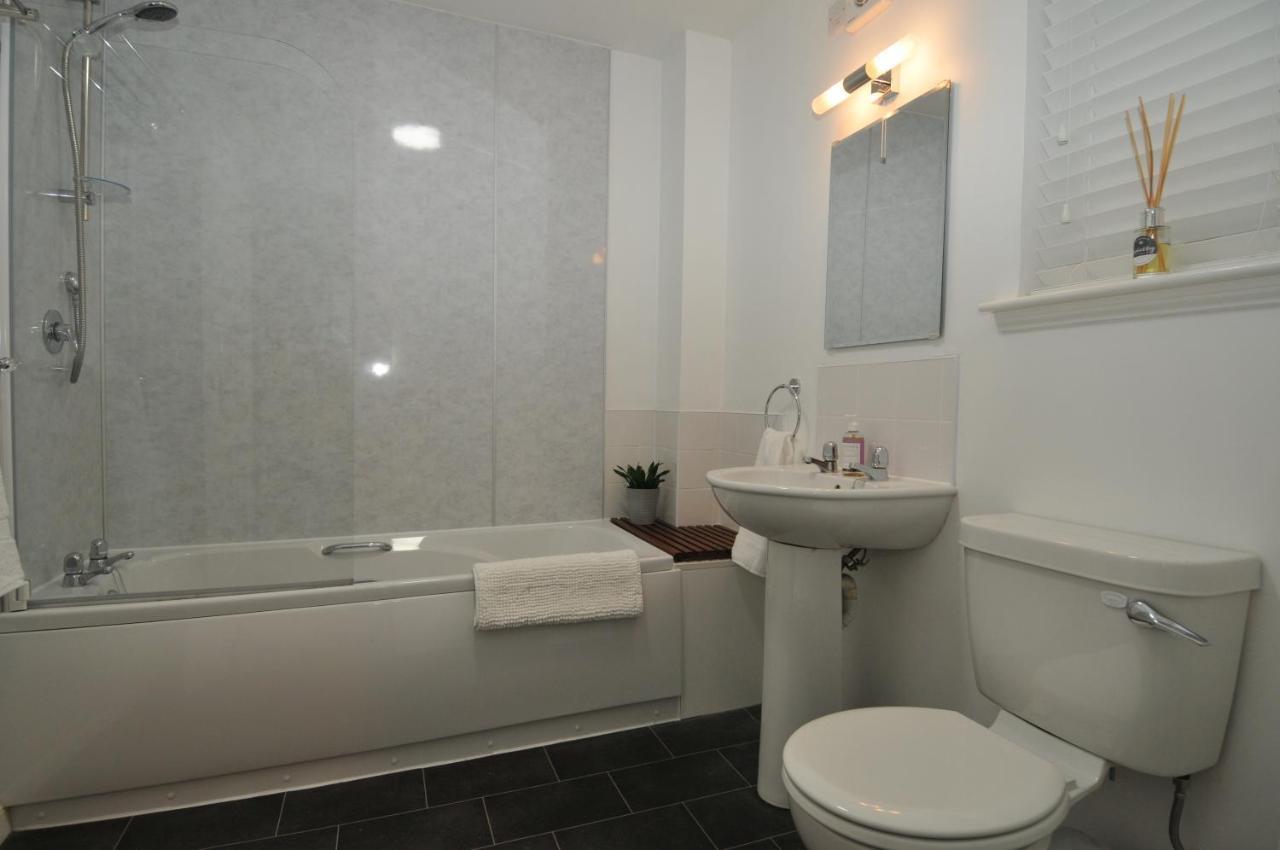 Апартаменти No5 Esplanade Court, Stornoway Town Centre Екстер'єр фото