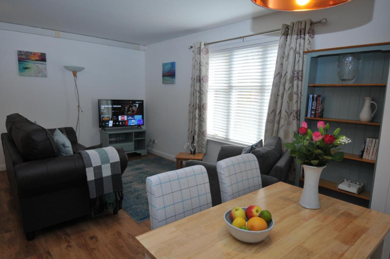 Апартаменти No5 Esplanade Court, Stornoway Town Centre Екстер'єр фото